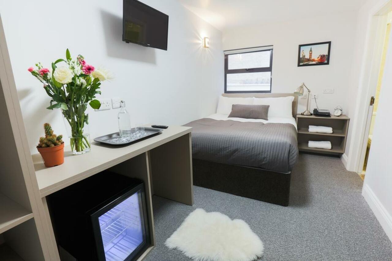 Belvilla Ilford Hill Hotel London Экстерьер фото