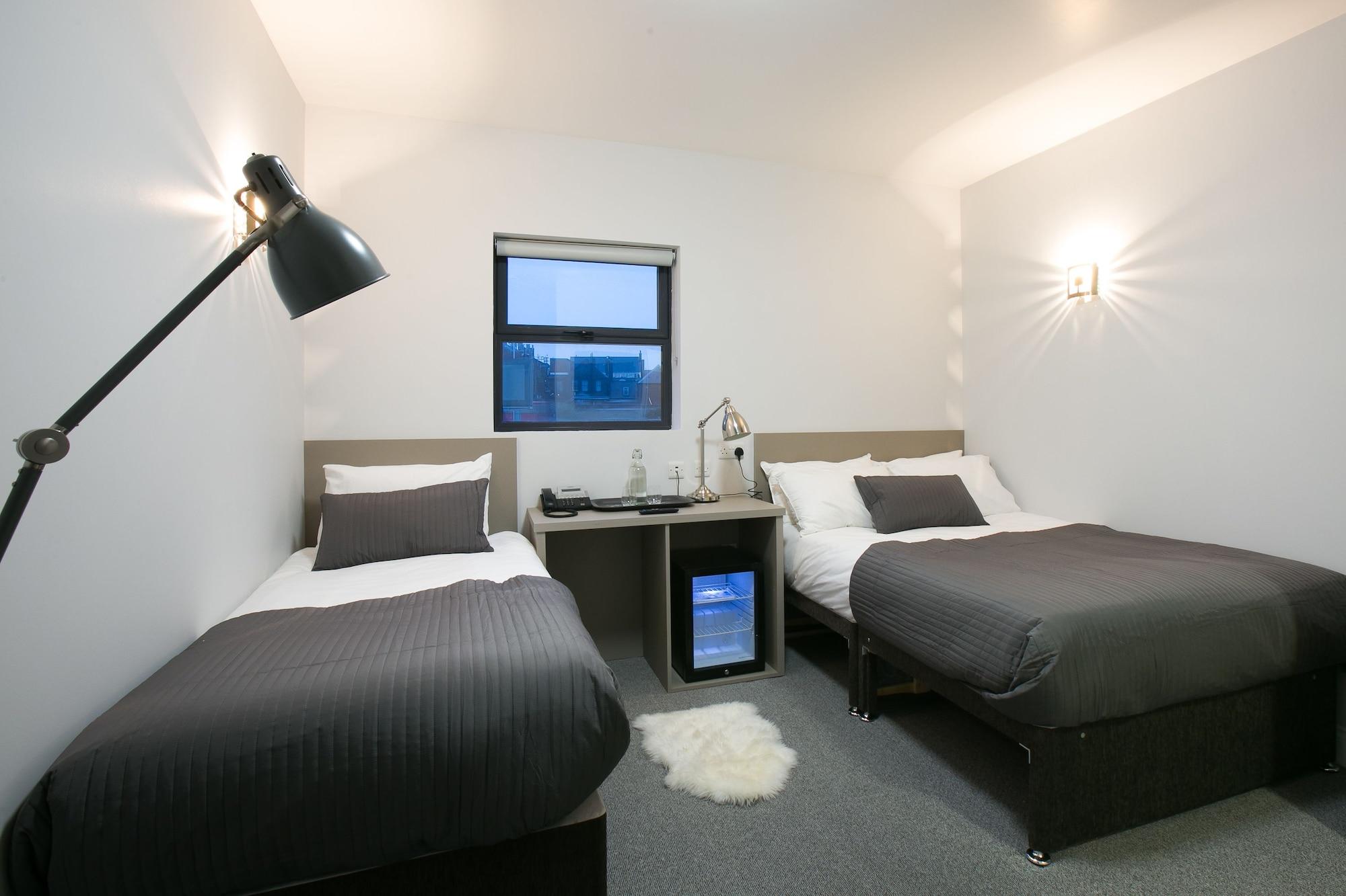 Belvilla Ilford Hill Hotel London Экстерьер фото