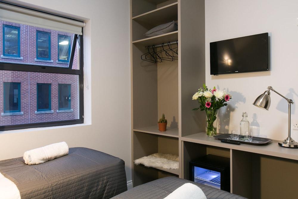 Belvilla Ilford Hill Hotel London Экстерьер фото
