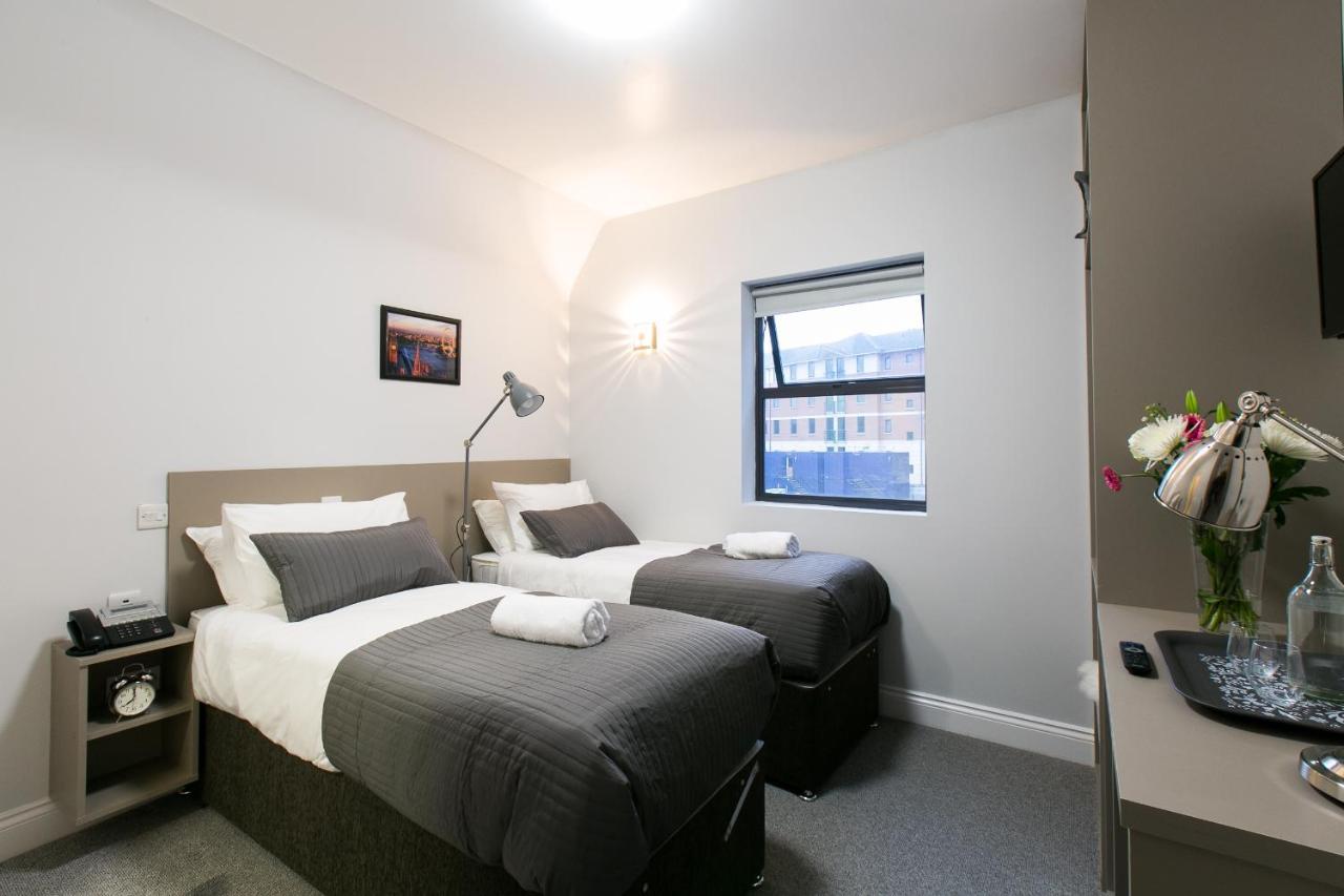 Belvilla Ilford Hill Hotel London Экстерьер фото