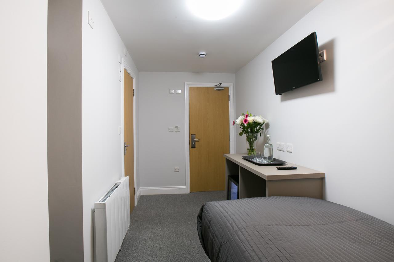 Belvilla Ilford Hill Hotel London Экстерьер фото