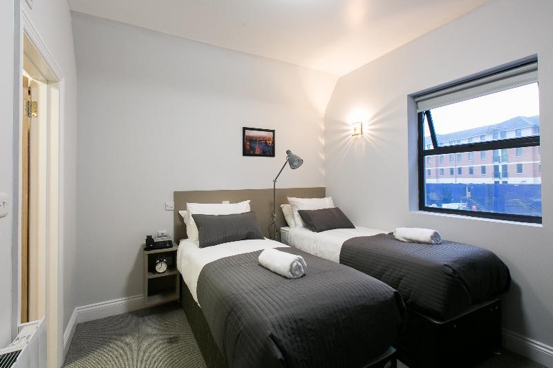 Belvilla Ilford Hill Hotel London Экстерьер фото